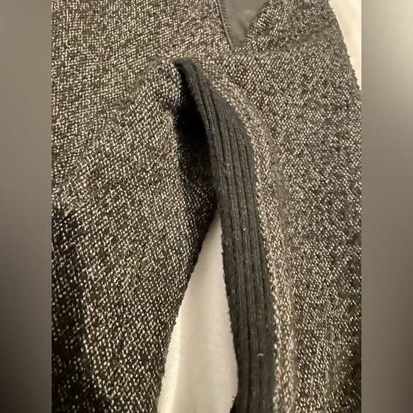 Le Château Jacket - Picture 7 of 9